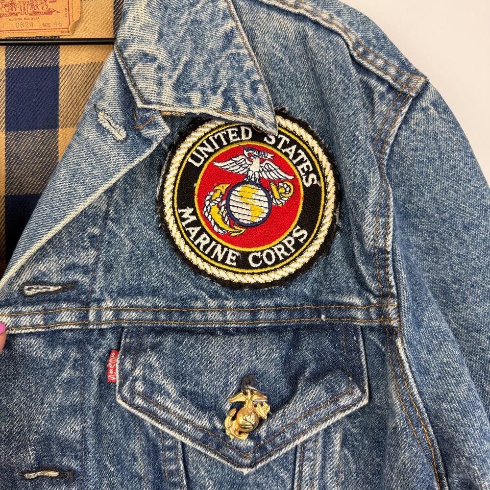 Vintage Levis 70411 Mens Lined Denim Trucker Jacker US Marine Corps Patch - 46 - Picture 3 of 14
